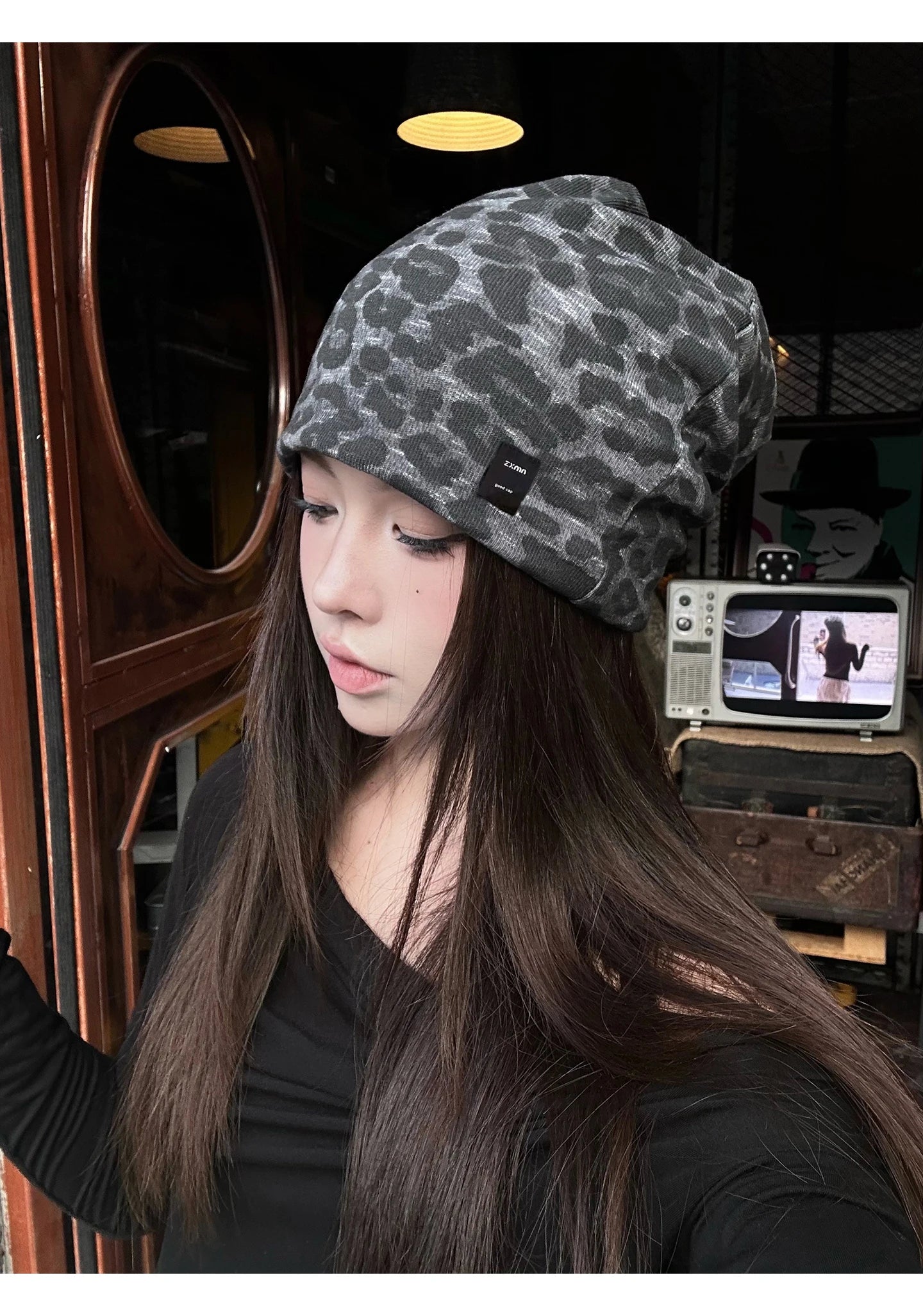 Y2K Retro Leopard Print Patch Beanies for Women Spring and Autumn Travel Casual Versatile Show Face Small Elegant Pullover Hat