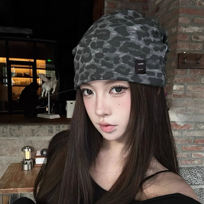 Y2K Retro Leopard Print Patch Beanies for Women Spring and Autumn Travel Casual Versatile Show Face Small Elegant Pullover Hat