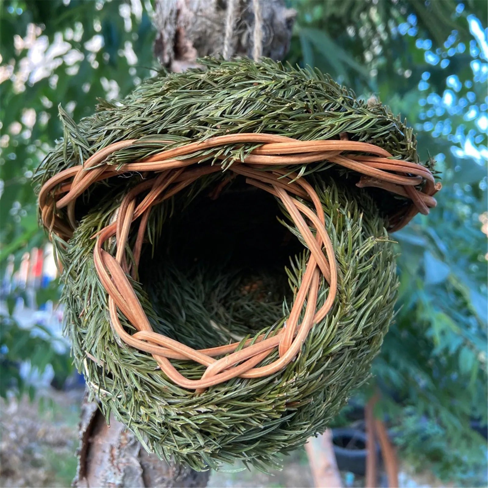 Creative Handwoven Bird House Outdoor Garden Natural Grass Style Hanging Birdhouse Funny Birdcage Hummingbird house