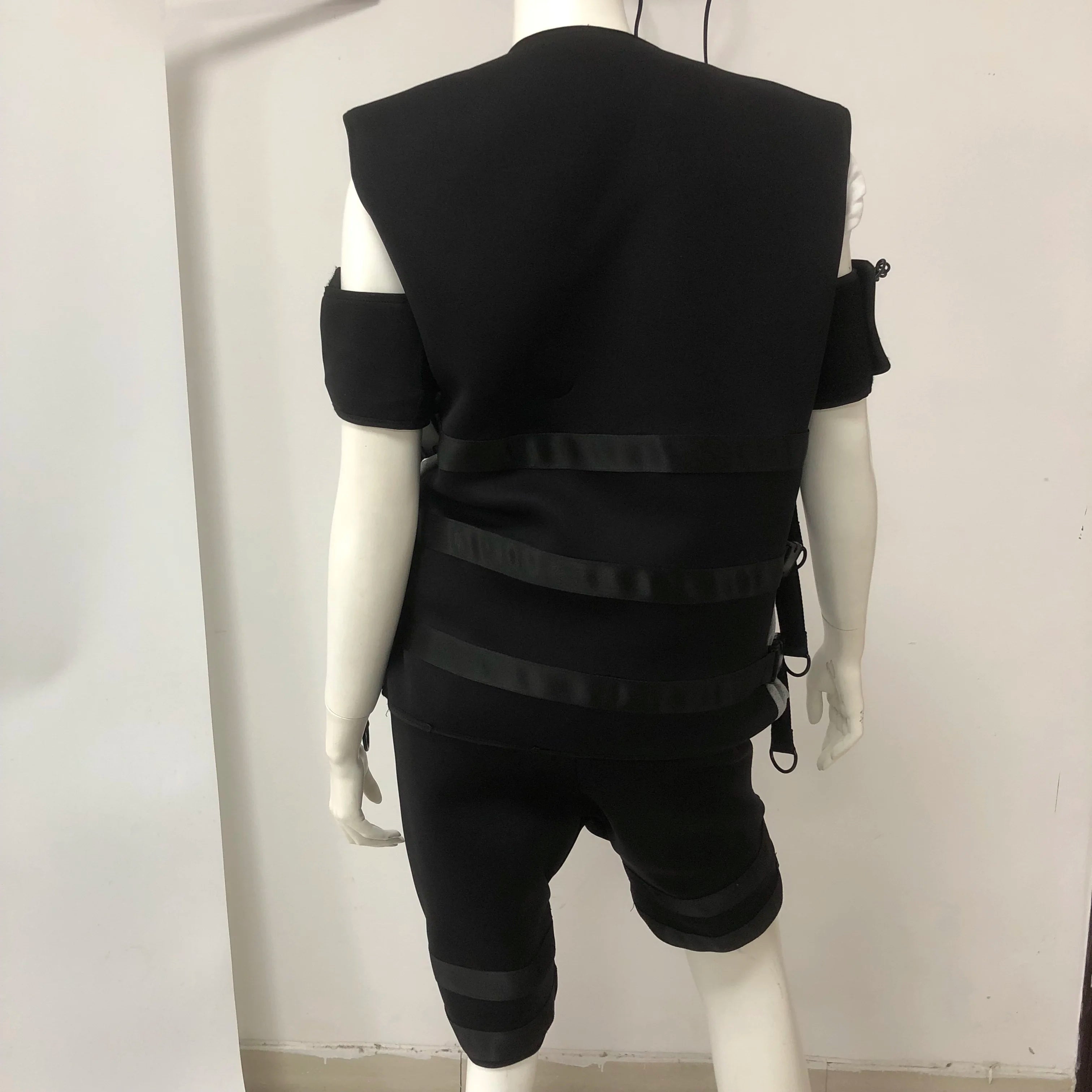 Fitness Club Coach Professional EMS Training Clothes Vest Electronic Set Wireless Control Rechargeable