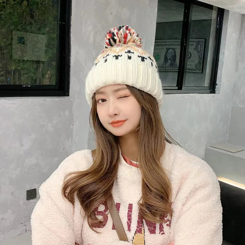 2024 skiing Cashmere Woman Winter Hat Autumn Beanies With Pompom Warm Wool Skullies Wholesales acrylic beanies winter hat