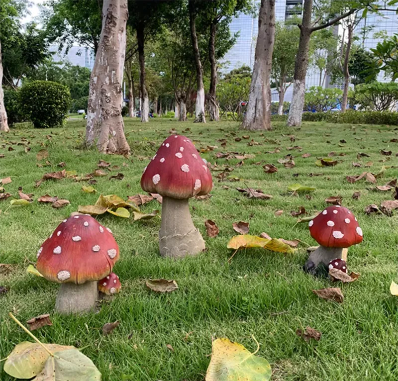 Garden Creative Simulation Mushroom Resin Decoration Items Outdoor Courtyard Lawn Accessories Kindergarten Landscape Ornaments