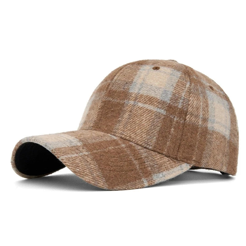Hats for Men and Women New Classic Plaid Baseball Cap for Autumn and Winter Hard-Brimmed Face-Slimming Duckbill Cap Sun Hat