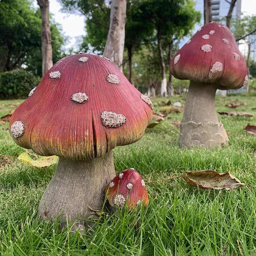 Garden Creative Simulation Mushroom Resin Decoration Items Outdoor Courtyard Lawn Accessories Kindergarten Landscape Ornaments