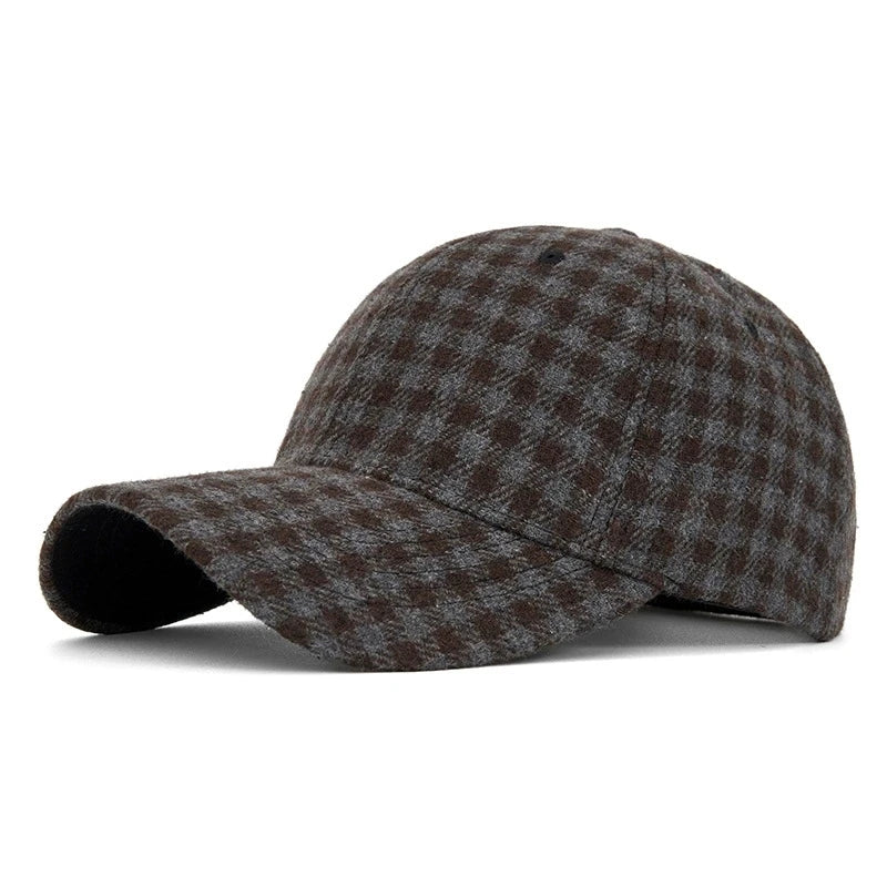 Hats for Men and Women New Classic Plaid Baseball Cap for Autumn and Winter Hard-Brimmed Face-Slimming Duckbill Cap Sun Hat