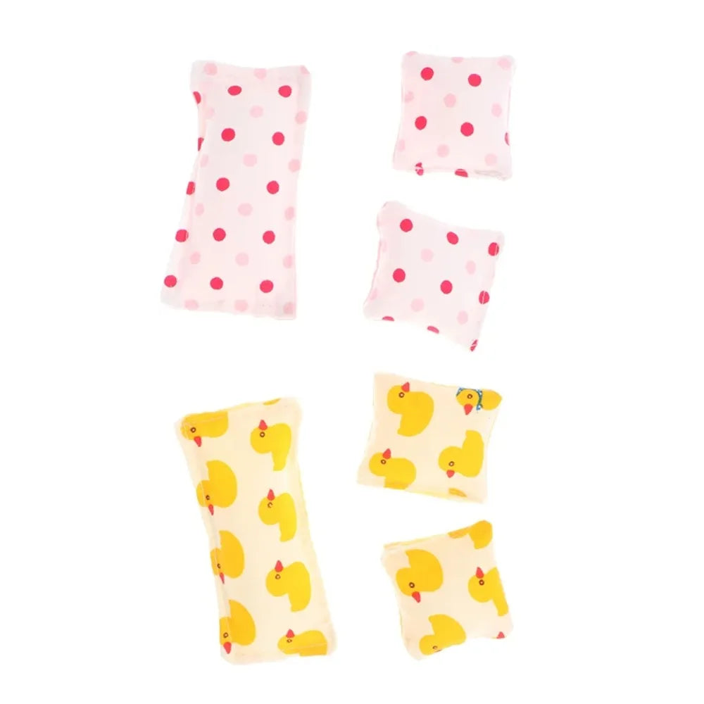 Five-piece Set Lovely Dollhouse Sleeping Blanket Bed Sheet Miniature Dollhouse Miniature Bed 1:12 Scale Quilt 20cm Bedding