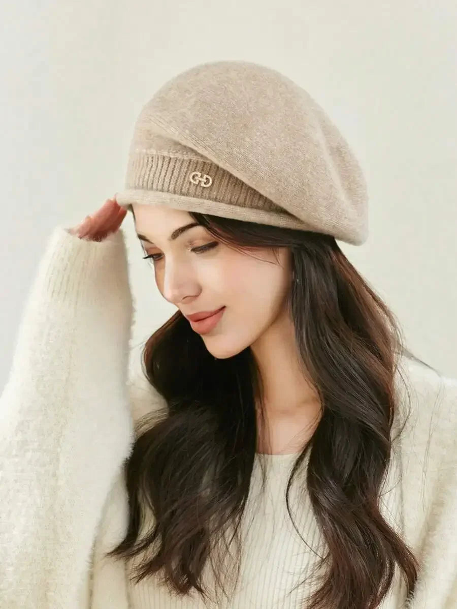 Autumn and winter fashionable women's hats, elegant berets, warm and windproof pile hats, comfortable and versatile