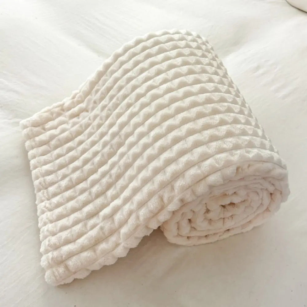 Bed Suppiles Solid Color Flannel Blanket Comfortable Thickened Sofa Blanket Soft Warm Office Nap Blanket Travel