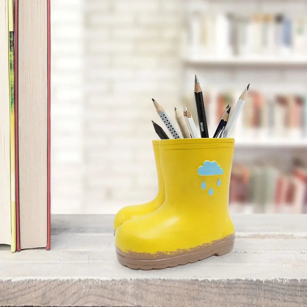 Garden Decoration Resin Rain Boot Planter Funny Decorative Flower Pot Crafts Pen Holder Balcony