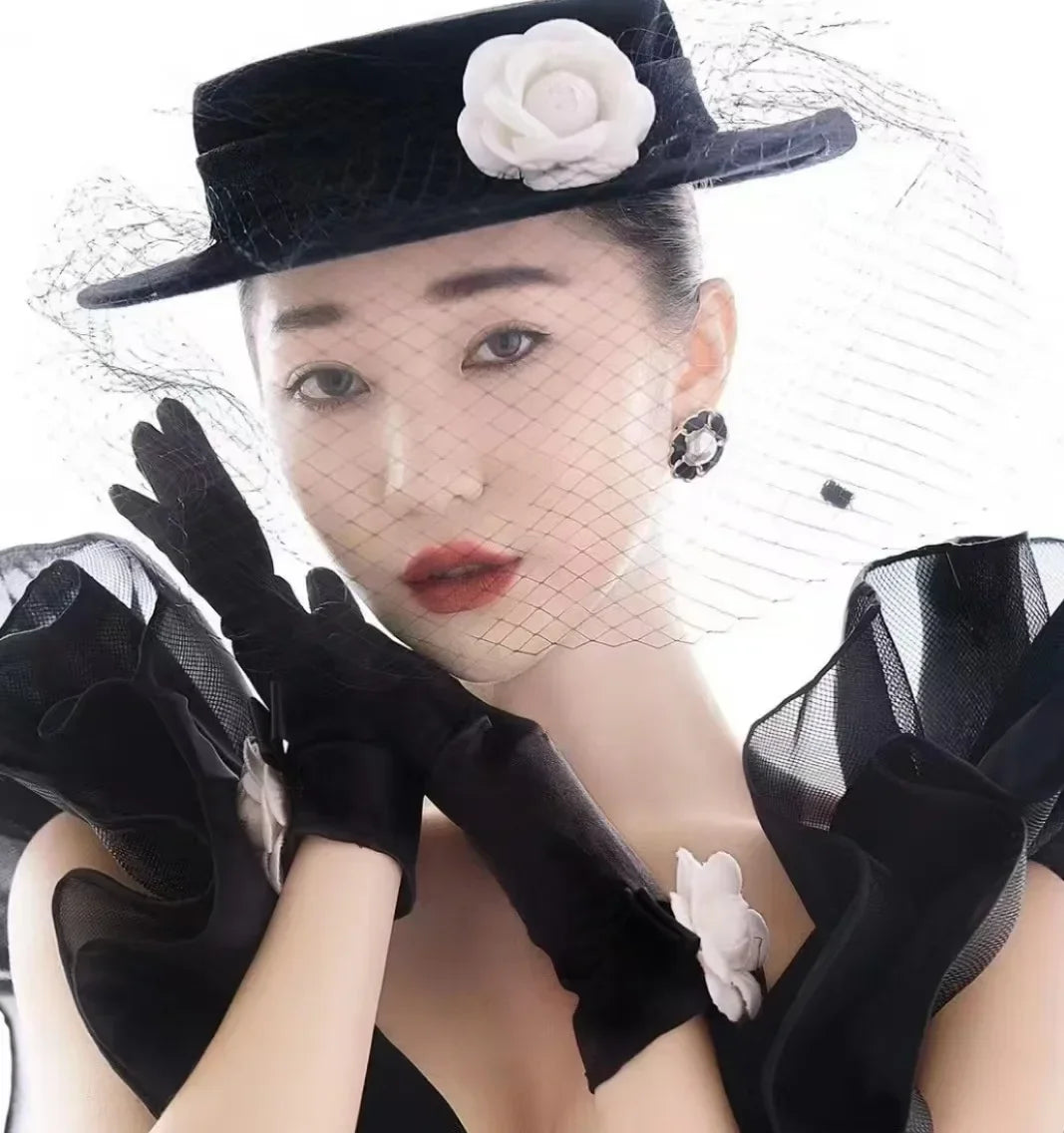 Wedding Hats Black Velvet Flat Hat Hepburn Style Mesh Banquet Hat Elegant Winter Hats Bridal Headwear Birdcage Veil Accessories