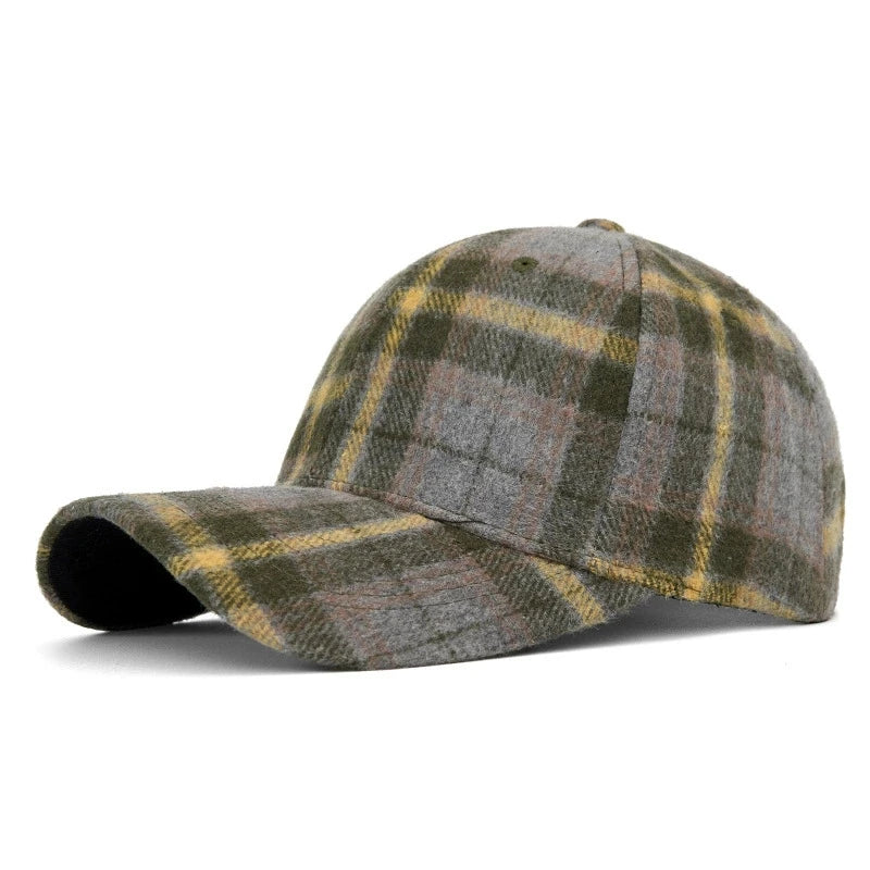 Hats for Men and Women New Classic Plaid Baseball Cap for Autumn and Winter Hard-Brimmed Face-Slimming Duckbill Cap Sun Hat