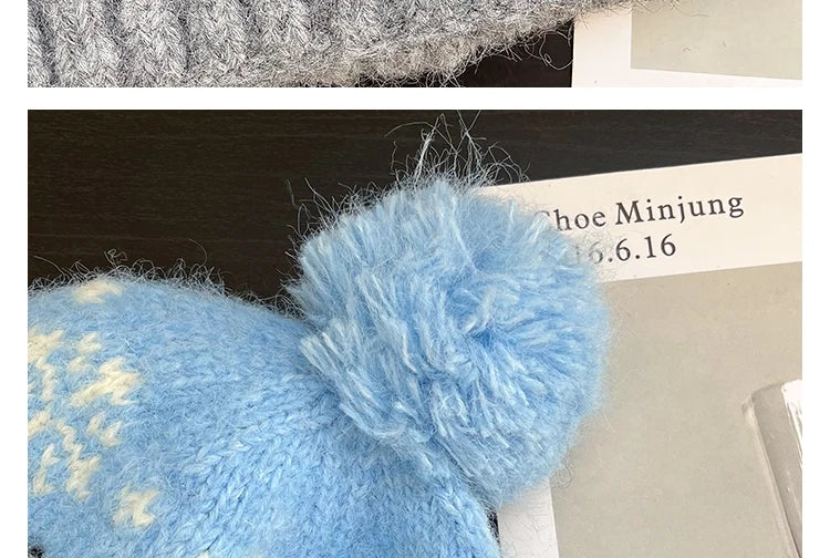 Cute Cartoon Jacquard Knitted Beanies for Women Winter Warm Ear Protection Versatile Show Face Small Retro Pom-pom Pullover Hat