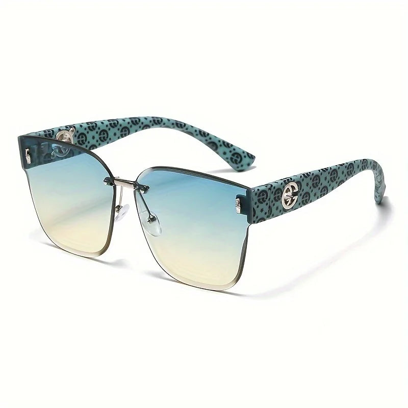 Luxury Womens Sunglasses Large Frame UV Resistant Gradient Lens Trendy High End Face Contouring Accessories
