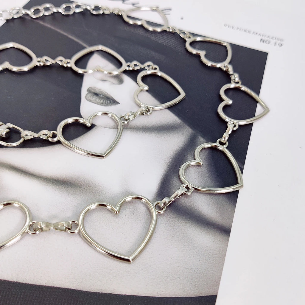 Female belts high-end luxury woman belt Heart Versatile Decoration Goth accessories Y2k belt Punk Waist Chain with Jeans Dress