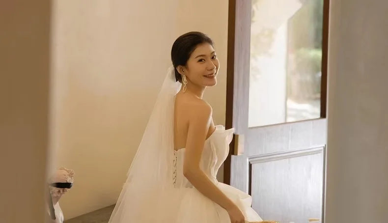 wedding dresses 2025 new bridal light luxury travel photo simple white dress wedding welcome dress graduation celebration dress