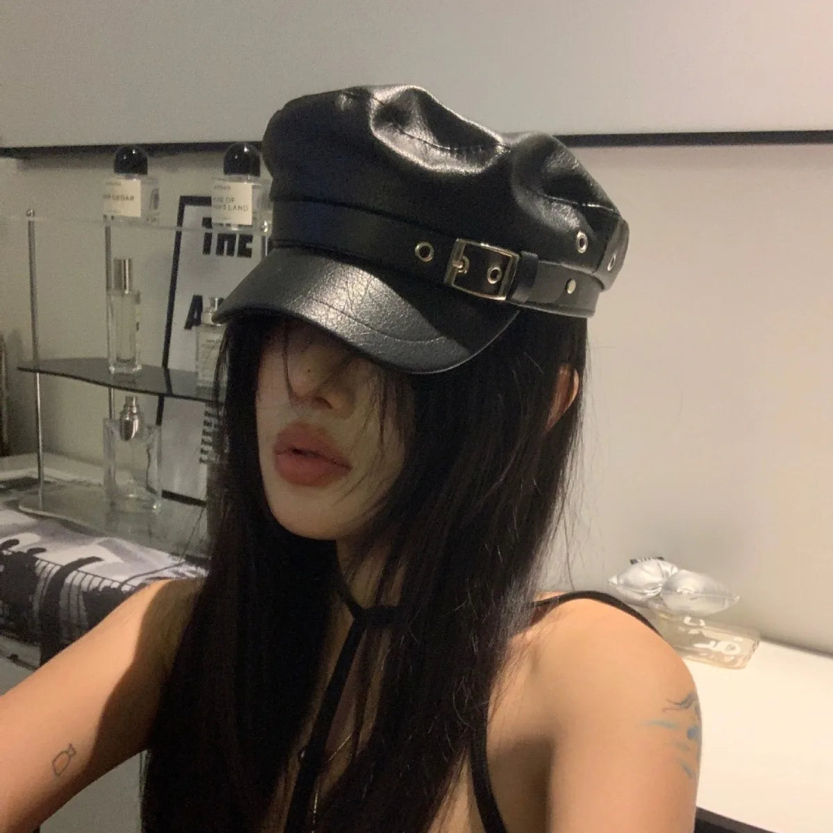 HOT Black Painter Hat Vintage England Flat Newsboy Caps Outdoor Army Cap Captain Military Caps Women's Accessories Pu Leather