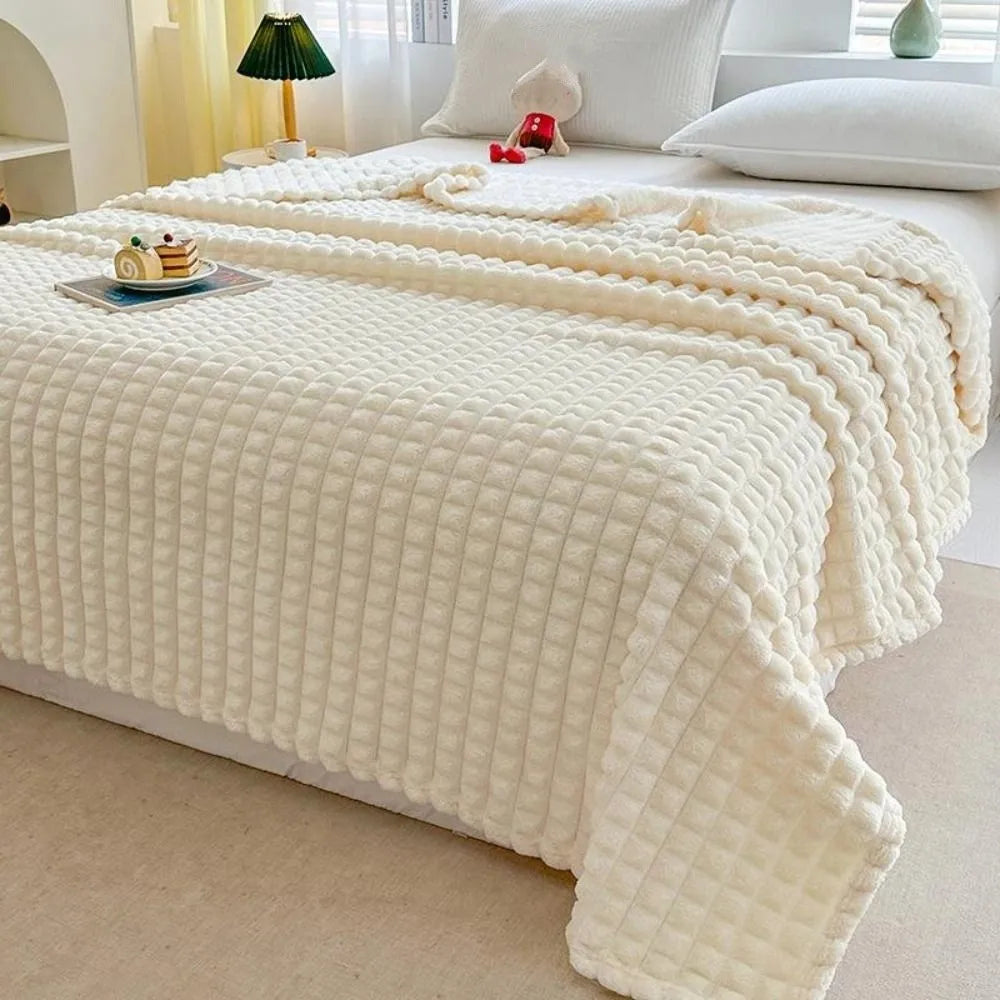 Bed Suppiles Solid Color Flannel Blanket Comfortable Thickened Sofa Blanket Soft Warm Office Nap Blanket Travel