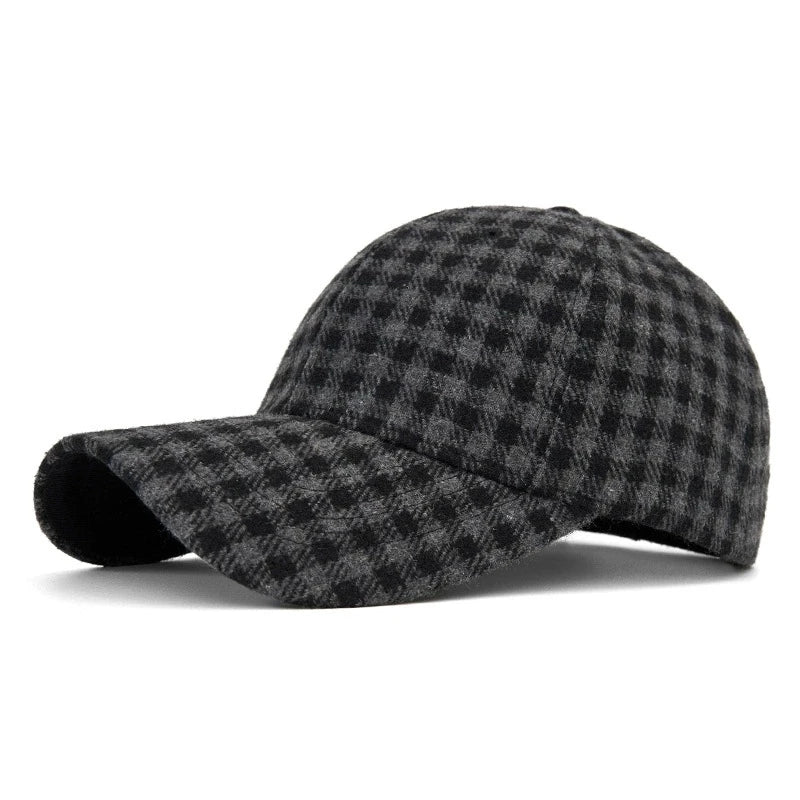 Hats for Men and Women New Classic Plaid Baseball Cap for Autumn and Winter Hard-Brimmed Face-Slimming Duckbill Cap Sun Hat
