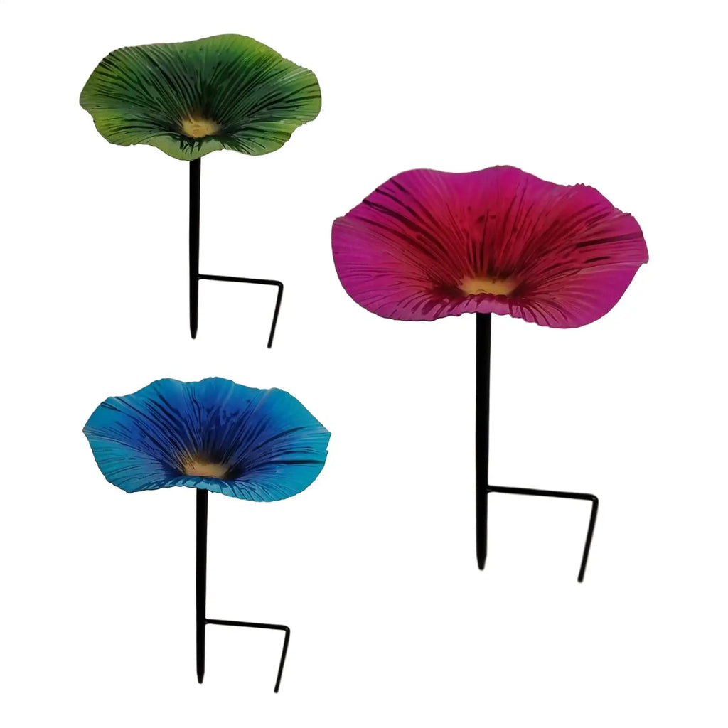 Bird waterer and feeding station Outdoor Bird Bath Pole Water Feeder Flower Shape Decorative Feeding Station Garden Decor