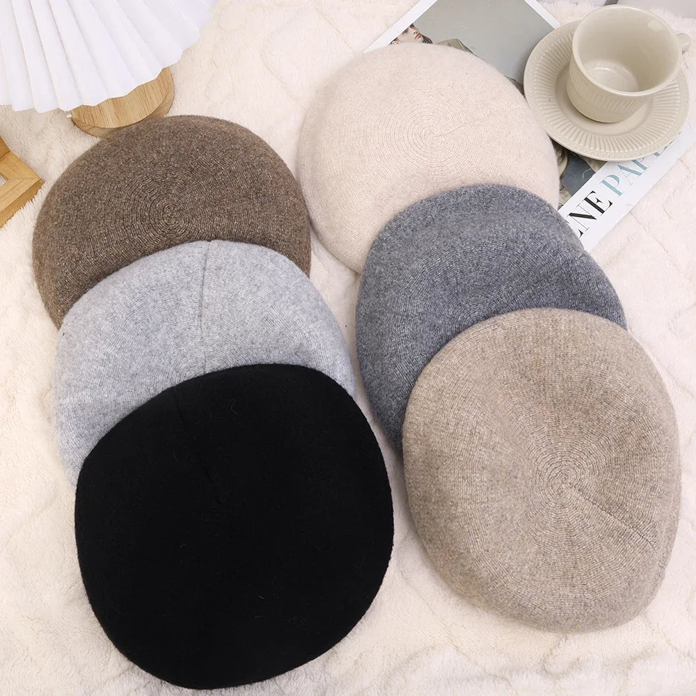 Autumn and winter fashionable women's hats, elegant berets, warm and windproof pile hats, comfortable and versatile