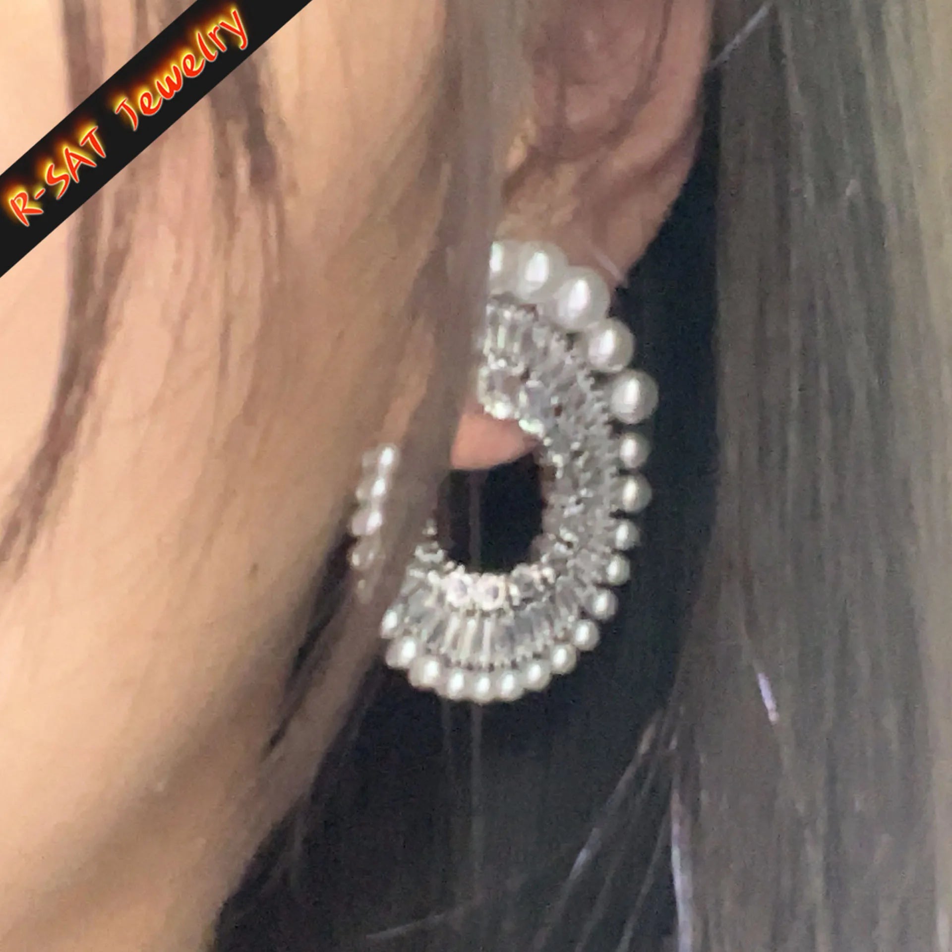 Pearl Earrings 2025 New Arrivals Fashionable Charms Wedding Jewelry Fine Gifts for Women Sparkling Exquisite Crystal Wholesale