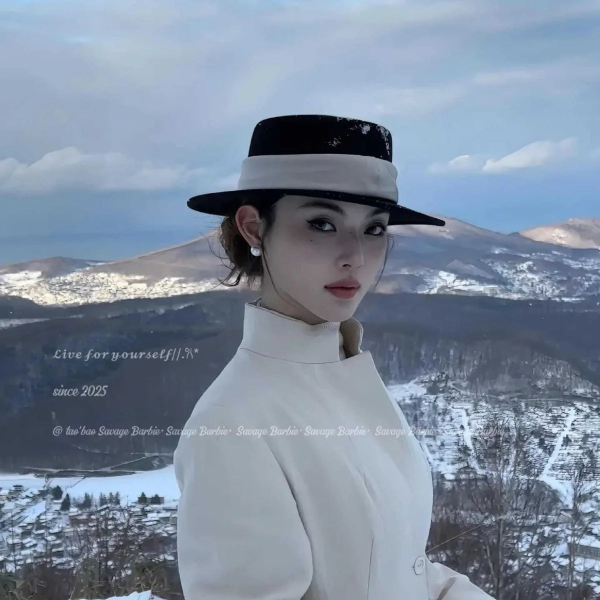 Woolen flat topped ladies' hats, high-quality hats for all seasons, gentlemen's face highlighting hats, small brimmed hats