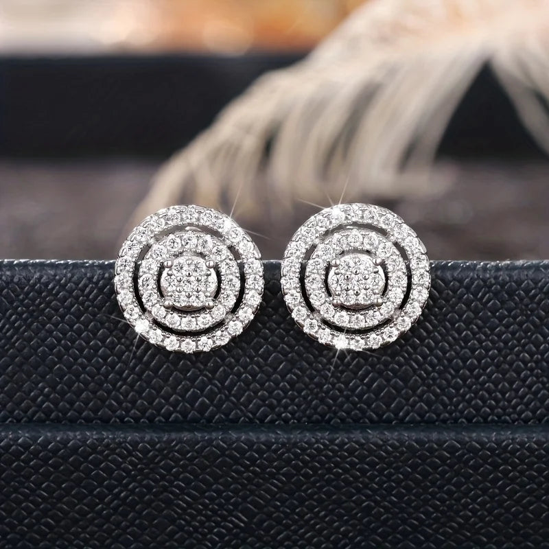 A pair of circular earrings, fashionable and personalized, suitable for attending banquets, parties, and holiday gifts - no box