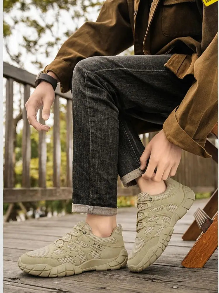 Men's sports shoes new casual fashion summer light comfortable soft sole outdoor height increasing anti slip casual sports shoes