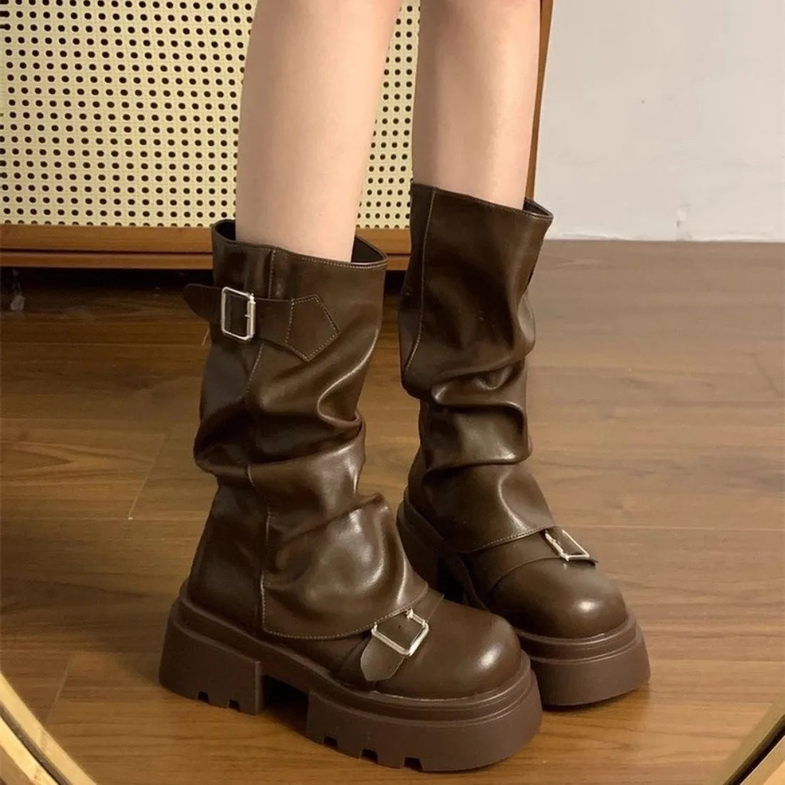 Autumn and Winter Fashion Retro Brown Western Cowboy Boots Women's Boots 2026 New Look Slim Thick and Stacked Short Boots