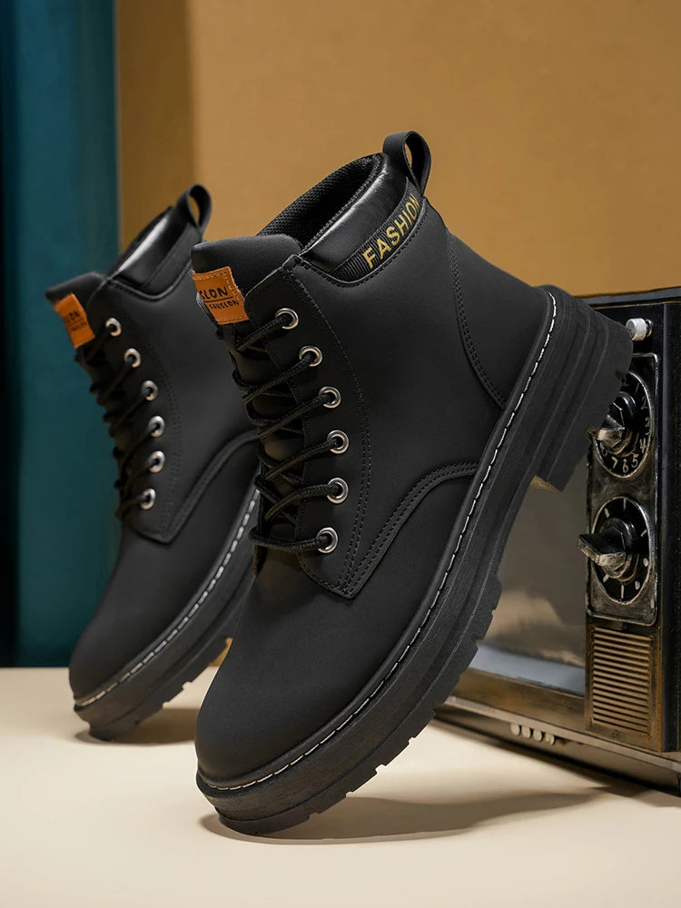 Men's Fashionable High-Top Yellow Boots Casual Shoes Outdoor Off-Road Hiking Boots Trendy Comfortable Footwear