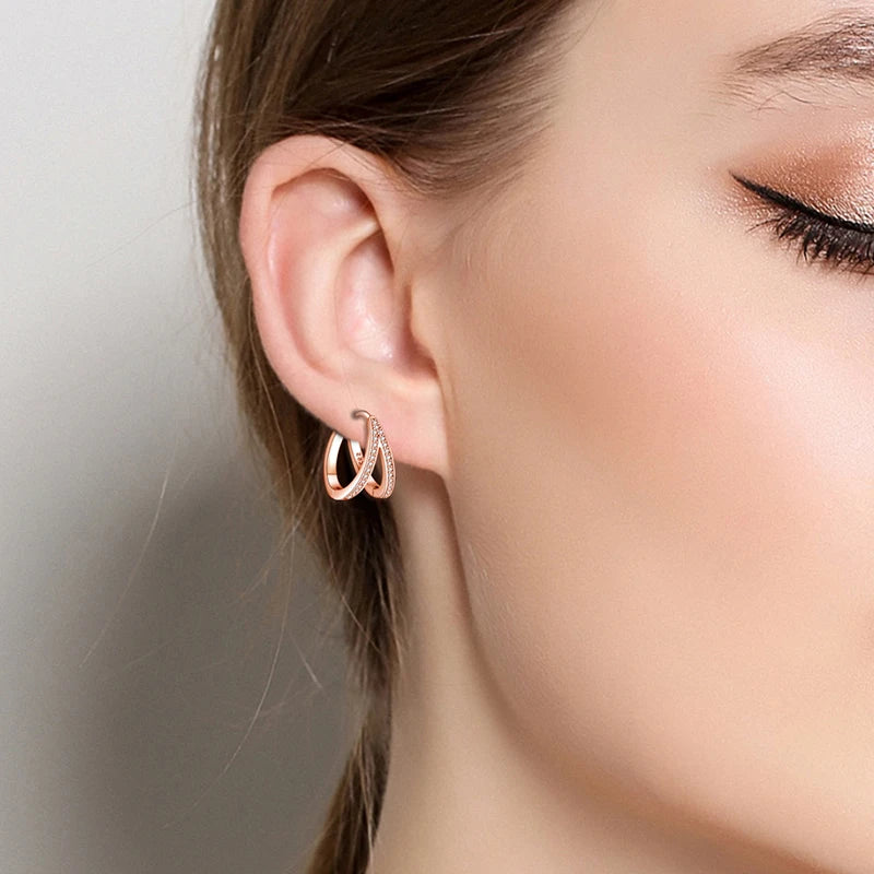 925 Sterling Silver Earrings Simple Twisted Round Rose Hoop Fashionable Zircon Ear Buckle Wedding Ladies Jewelry Gift