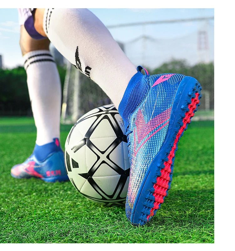 New High-Quality Sports Shoes with Strong Grip, Non-Slip and Wear-Resistant, Special Football Shoes for Youth and Adults for Competition and Training