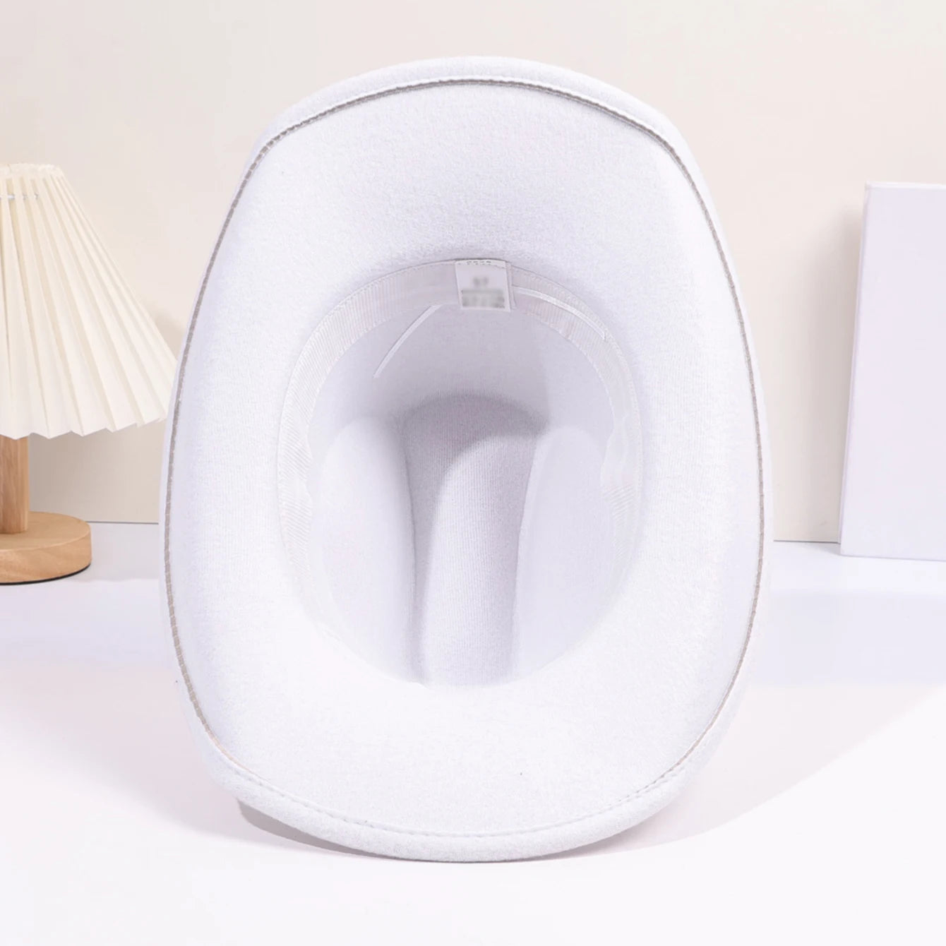 Solid color felt hat, British retro jazz hat, flat brimmed cowhide hat, flat top hat, can be paired with accessories