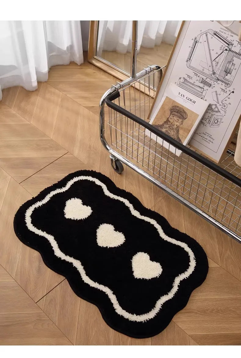 Bathroom Modern Rugs Non-Slip Black with White Mats Funny Heart Design Washable Bath Rugs Microfiber 욕실 소품 세트  גומי למקלחת רצפה