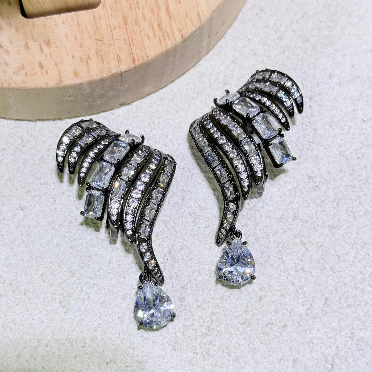 High Quality Earrings 2025 New Trend Fine Jewelry Charm Purple Butterfly White Blue Geometric Crystal Fashion Women's Ear Clip