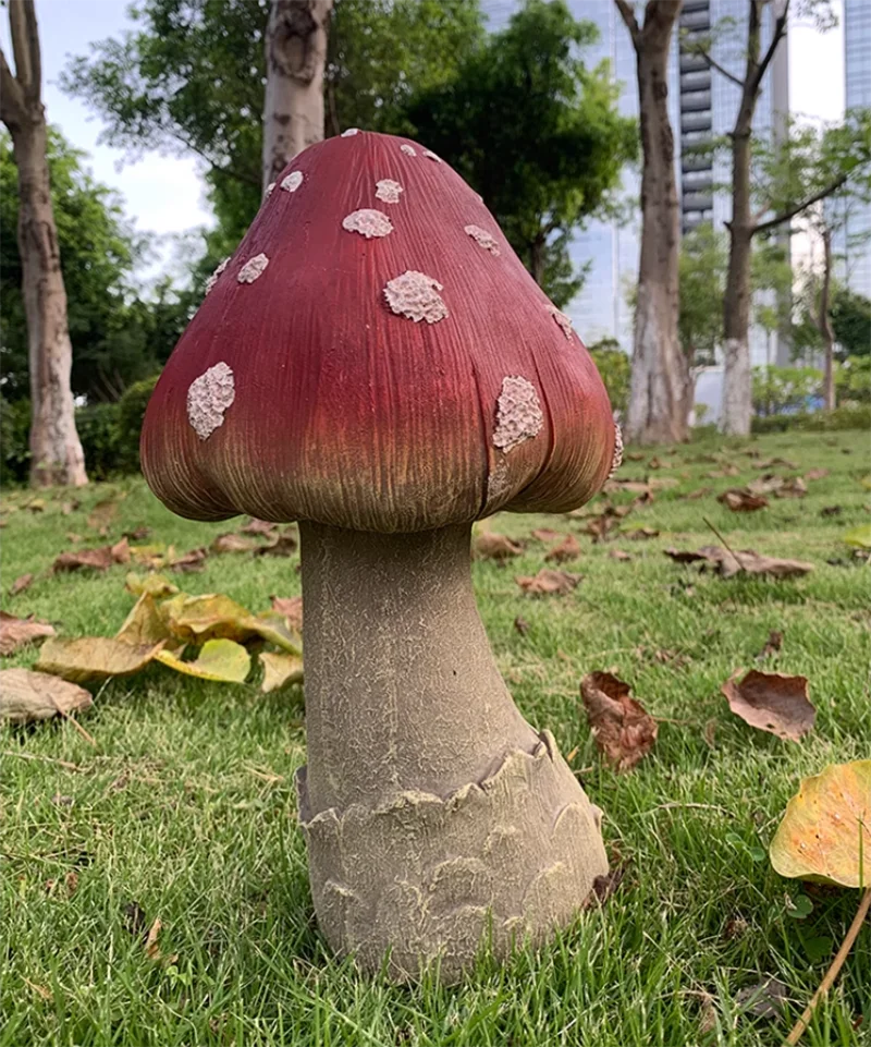 Garden Creative Simulation Mushroom Resin Decoration Items Outdoor Courtyard Lawn Accessories Kindergarten Landscape Ornaments