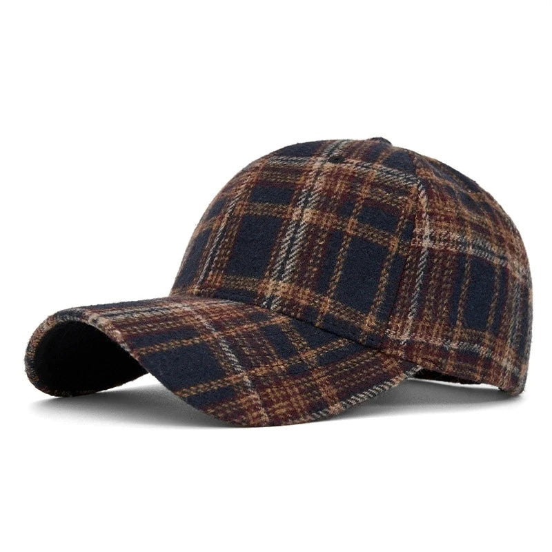 Hats for Men and Women New Classic Plaid Baseball Cap for Autumn and Winter Hard-Brimmed Face-Slimming Duckbill Cap Sun Hat