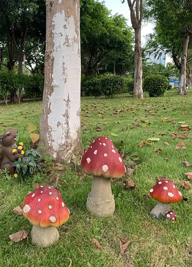 Garden Creative Simulation Mushroom Resin Decoration Items Outdoor Courtyard Lawn Accessories Kindergarten Landscape Ornaments
