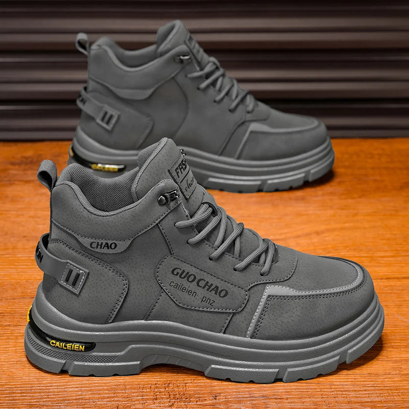 High Top Boots Four Season Outdoor Work Shoes Men's Anti Slip and Comfortable Black Boots Fashion British Casual Leather Boots