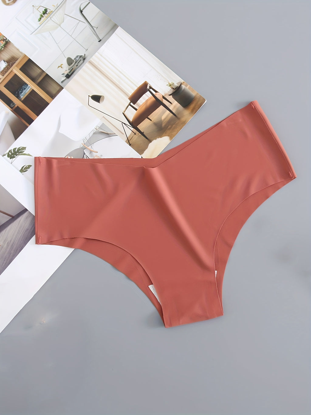 Set of Four Seamless Women'S Triangle Panties for Comfortable Sports Wear.