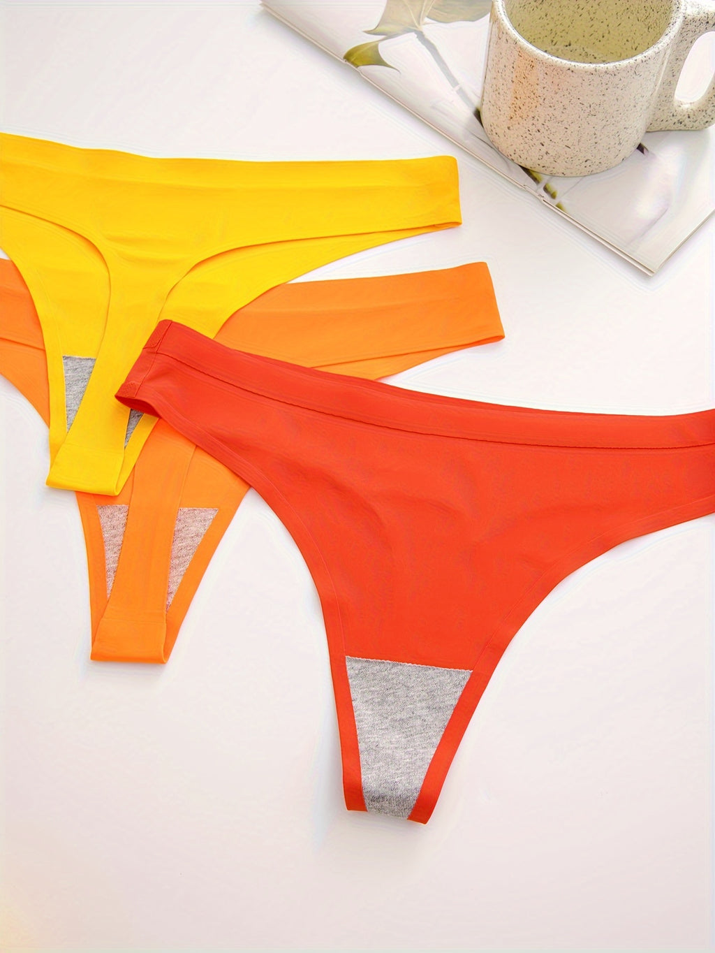 Seven-Pack Thin Breathable Comfortable Seamless Low-Rise Thong Panties, Smooth Fit Minimalist Design Lightweight Fabric, Vstring Panties Noshow Panties, Women's Essentials, 7P7008#, Casual Attire