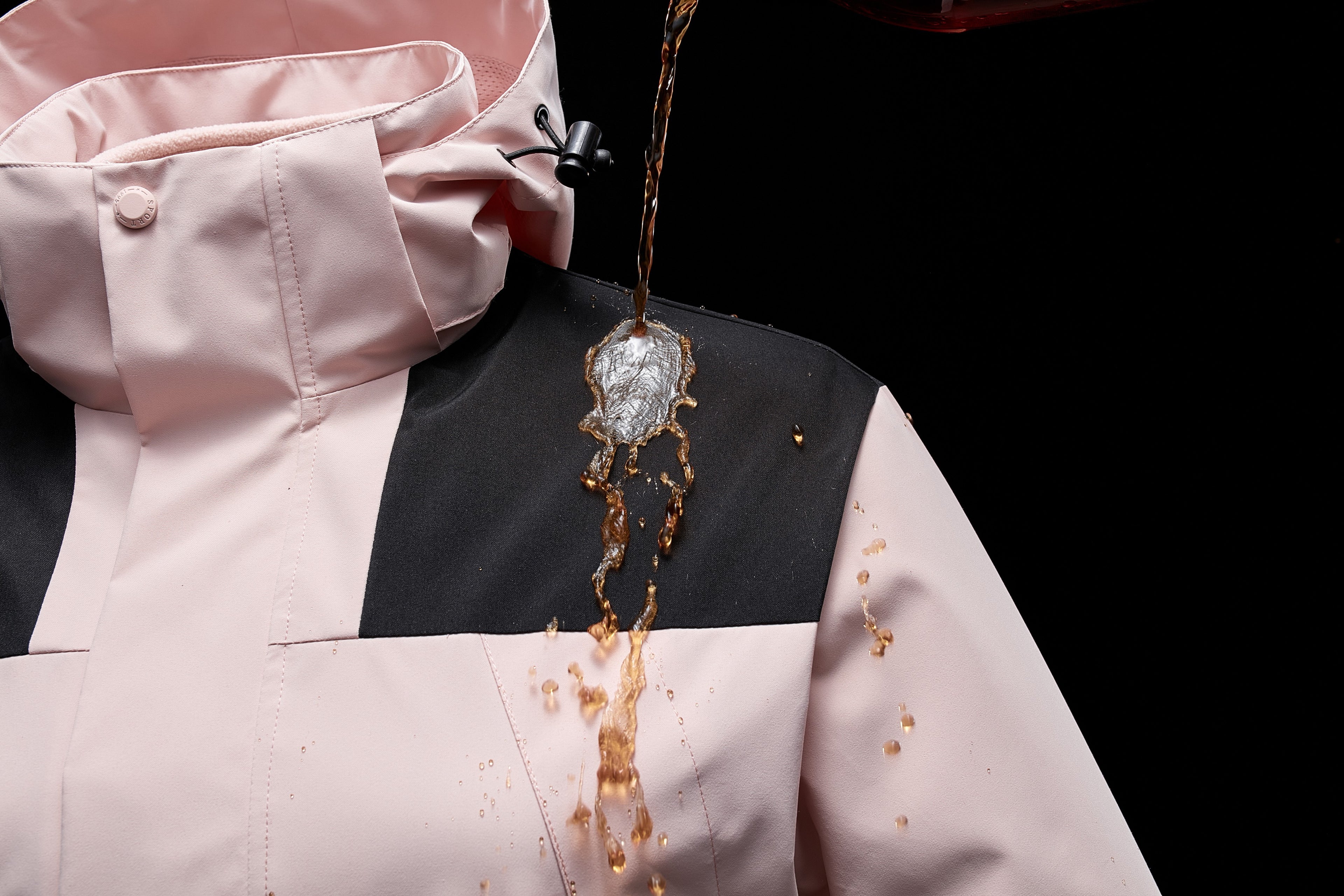 Women's 3-in-1 Outdoor Sports Jacket - Windproof, Waterproof, and Perfect for Mountaineering and Skiing