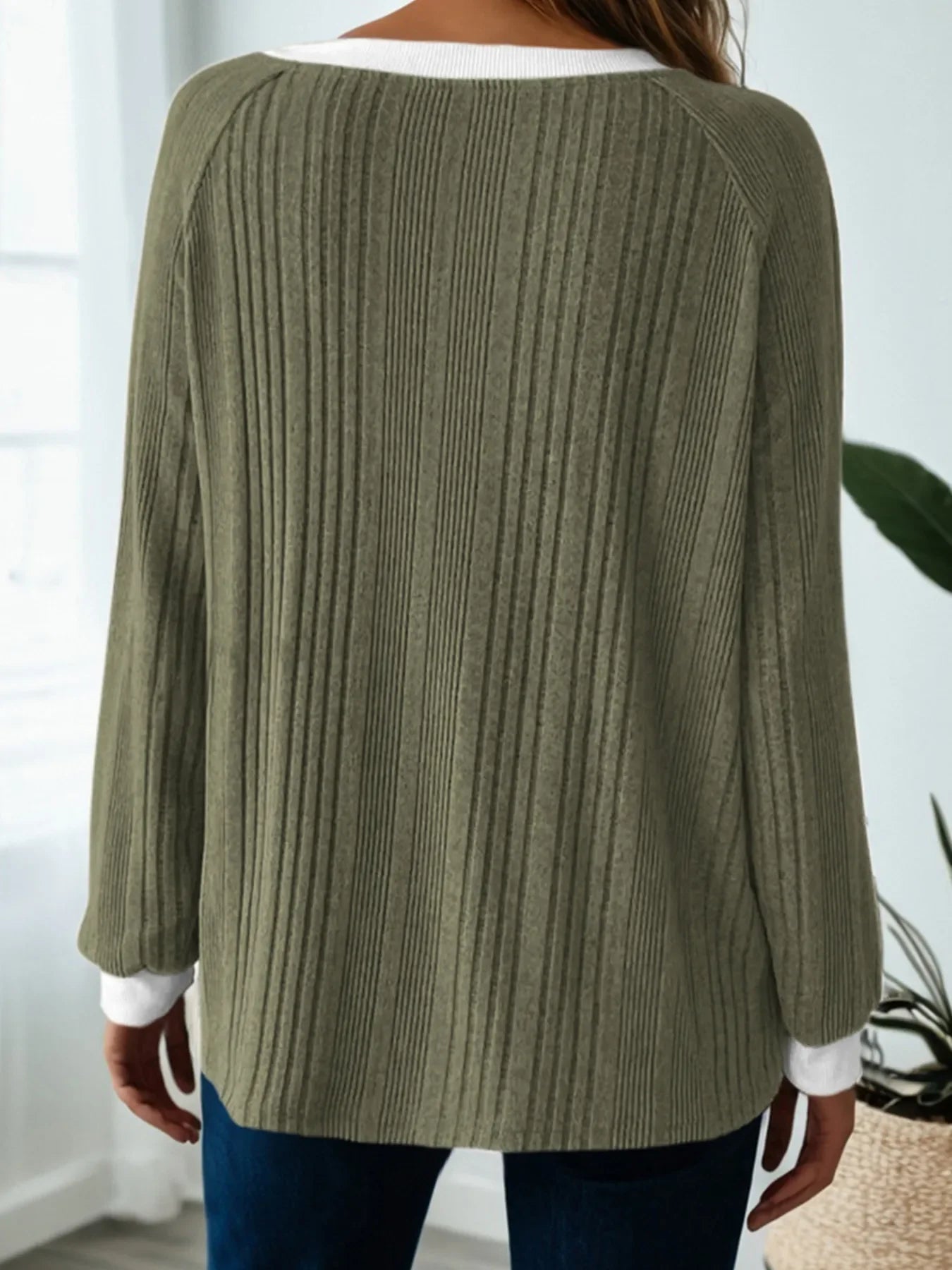 Ribbed Contrast Cuffed Round Neck Long Sleeve T Shirt