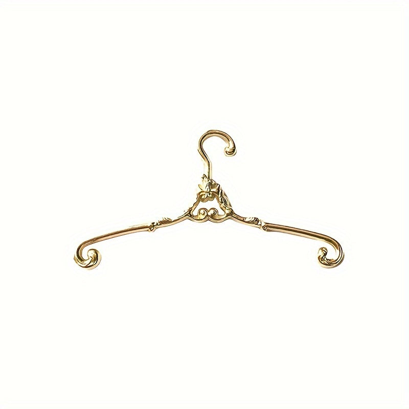 Miniature Dollhouse Coat Hangers, Baotree 2-Pack, Decorative Simulation Clothes Hangers, Dollhouse Accessory, Micro Landscape Props, Collectible Toys, Gift for Hobbyists - Ages 14+