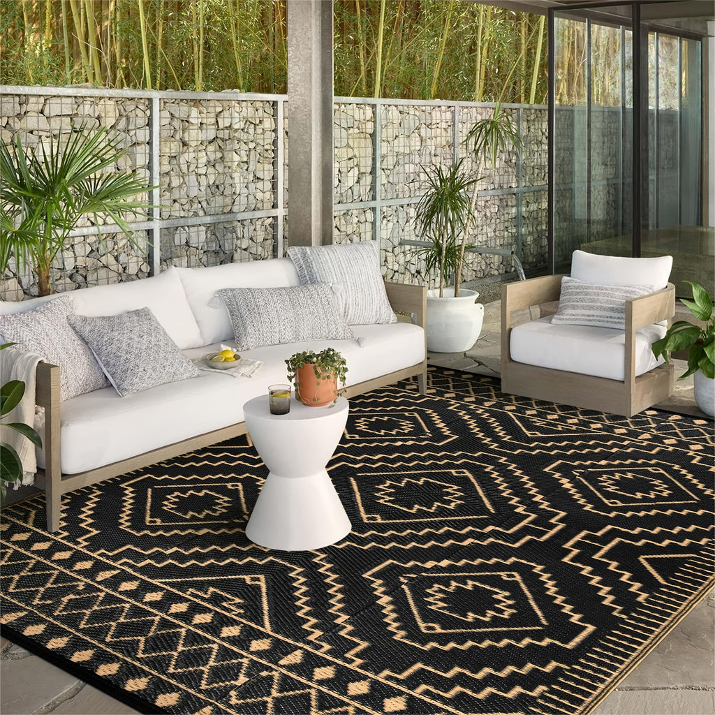 Large Outdoor Mat – Reversible Lightweight Straw Area Mat with Geometric Black & Beige Pattern for RV, Camping, Beach, and Patio Decor, Outdoor Rugs