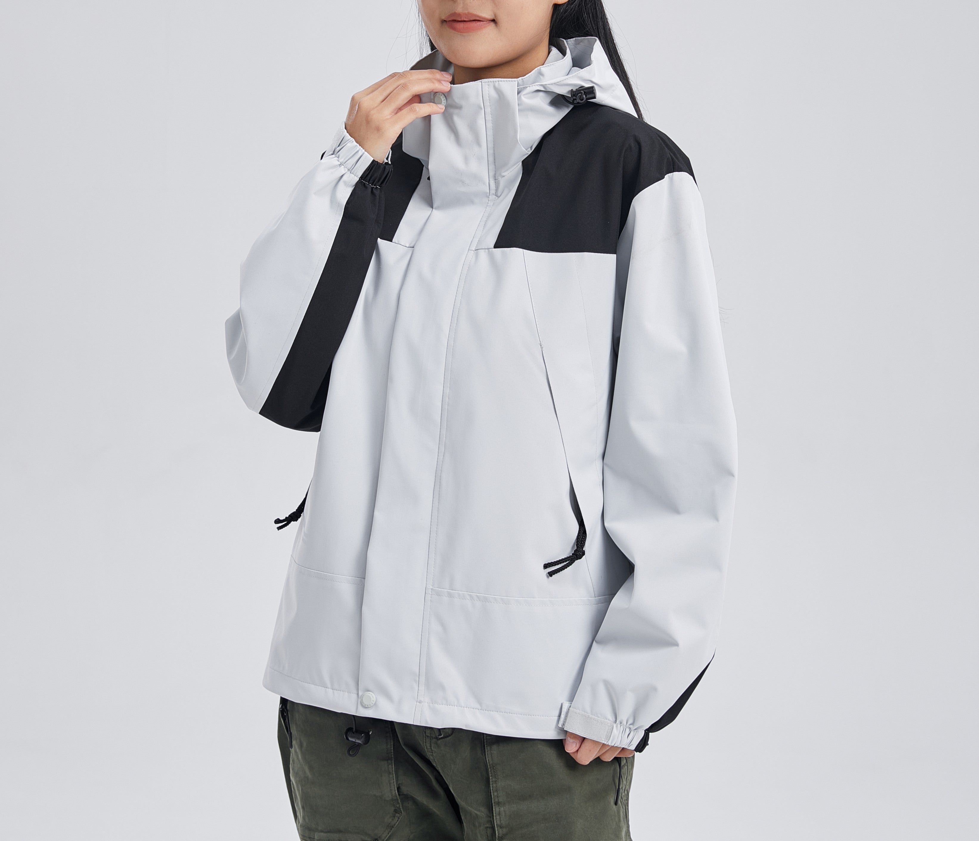 Women's 3-in-1 Outdoor Sports Jacket - Windproof, Waterproof, and Perfect for Mountaineering and Skiing
