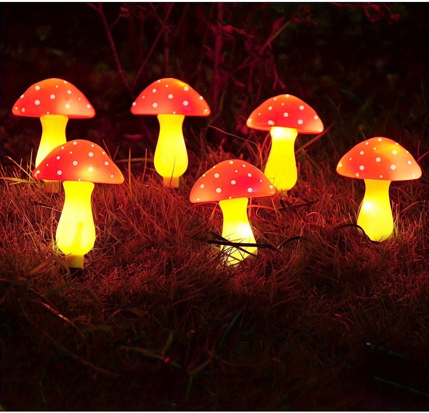 Set of 6 Solar Mushroom Lights for Garden Decorations, Outdoor Solar Red Mushroom Light for Yard Pathway Grave Decor