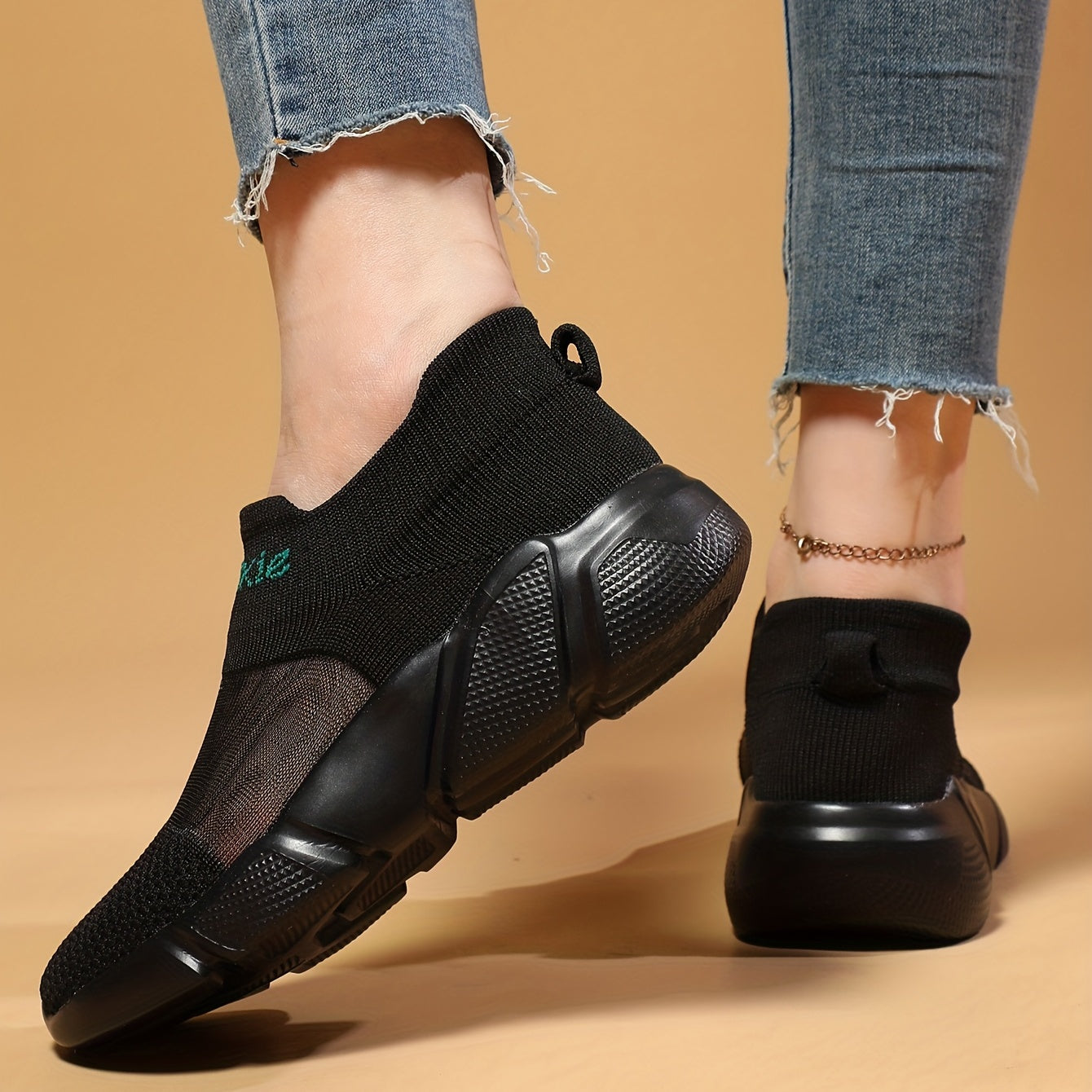 Women's Mesh Sports Shoes, Comfort Knit Low Top Running Shoes, Casual Breathable Walking Slip-On Shoes