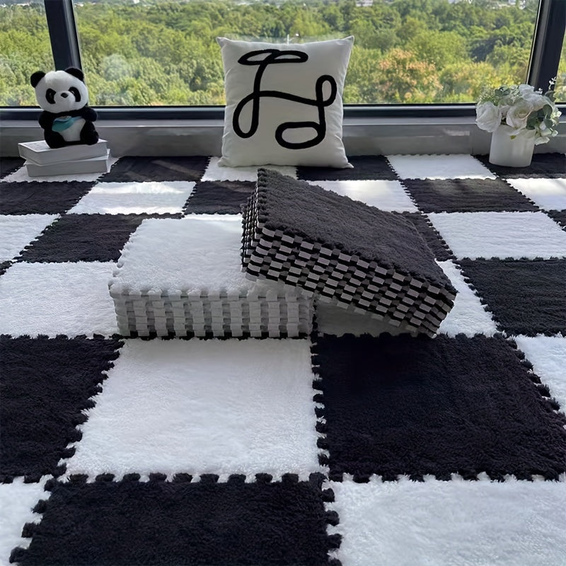 [Soft Coral Fleece Mat] 30pcs Soft Coral Fleece Checkered Area Mat - Soundproof, Black/White/Light Green - Low-Piece, Perfect for Bedroom, Living Room, Playroom, Year-Round Comfort & Style, Bedroom Floor Decor | Checkered Pat