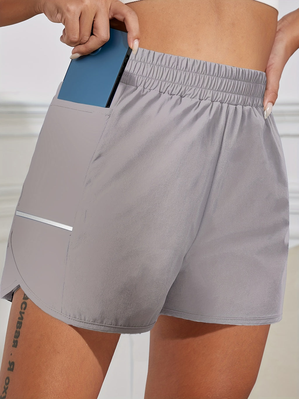 Women's Sports Shorts With Phone Pocket, Elastic Waist Quick Drying Running Shorts, Women's Activewear